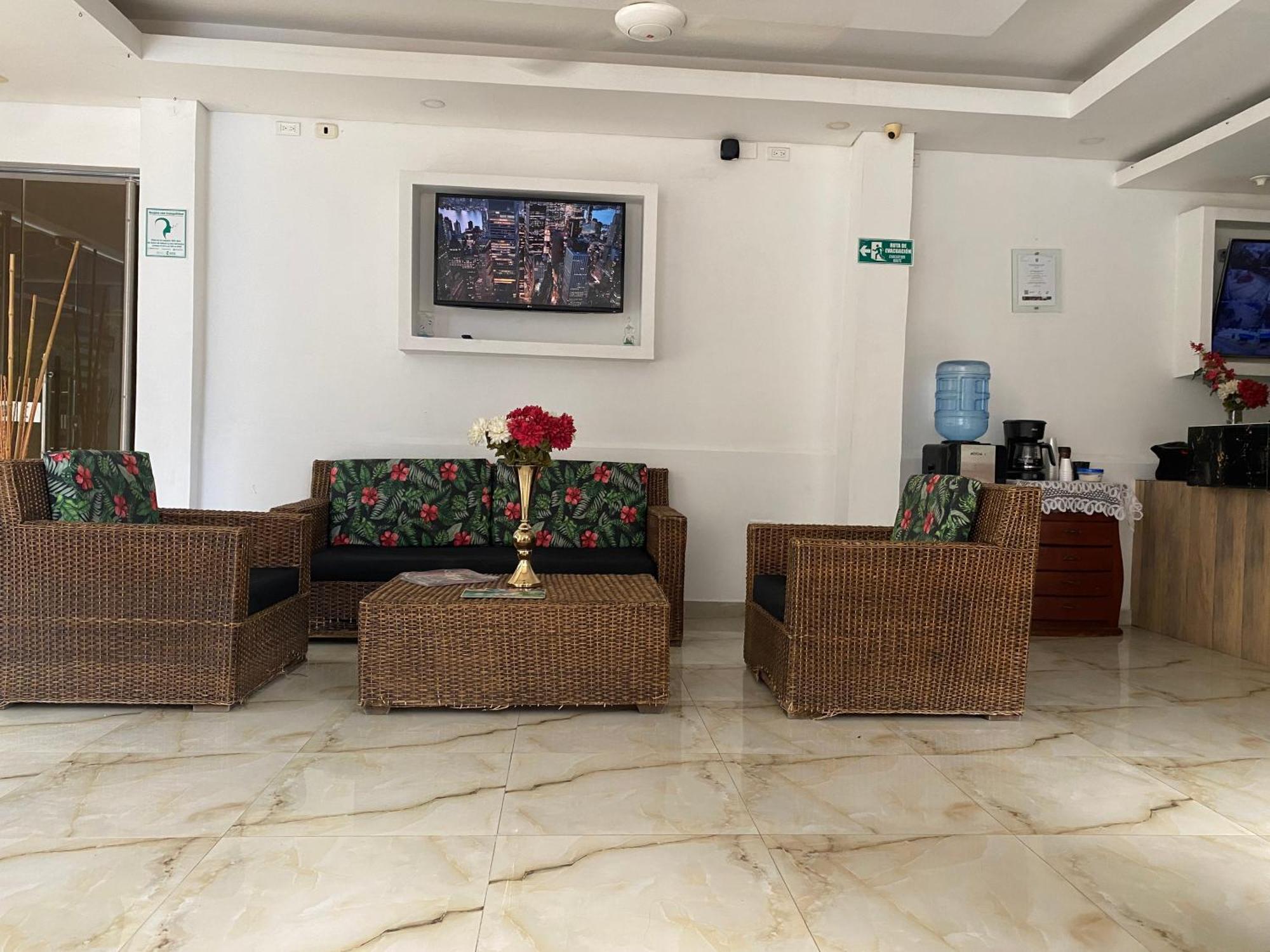 Hotel Deluxe Oasis De La Colina Girardot Eksteriør bilde